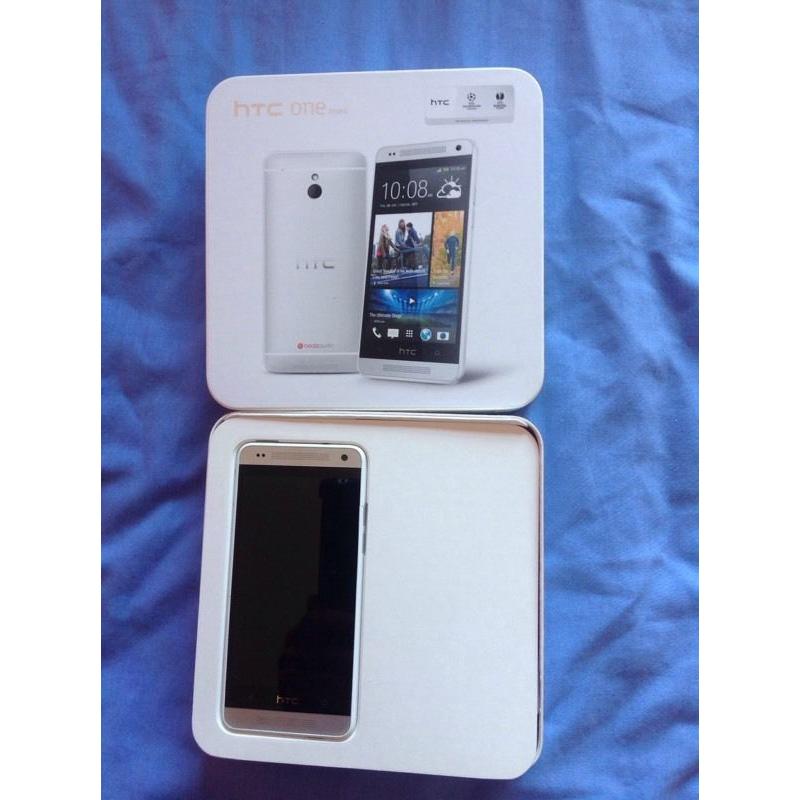 4x HTC Phones