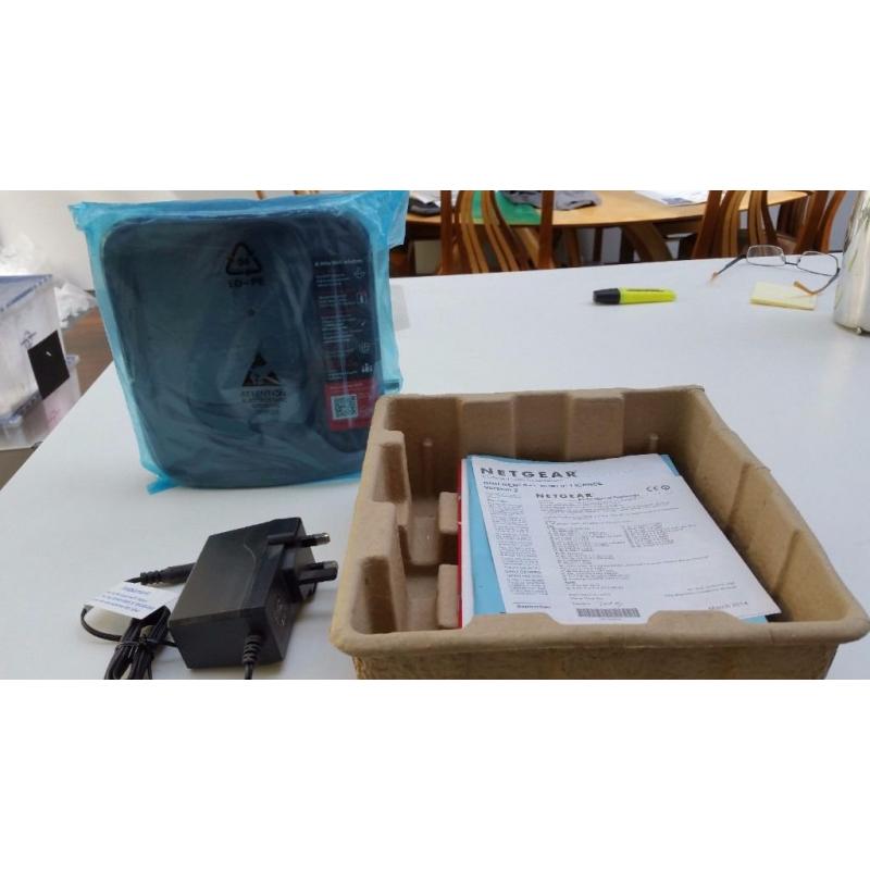 Netgear Virgin Media Super Hub 2AC VMDG490 Internet Wifi 2.4 & 5.0 GHz Router