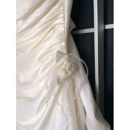 Hilary Morgan wedding dress