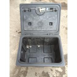 2 recovery storage boxes