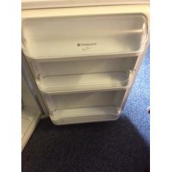 Hot point under counter fridge
