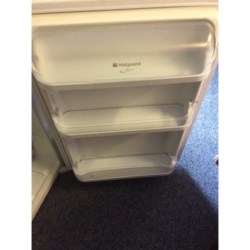 Hot point under counter fridge