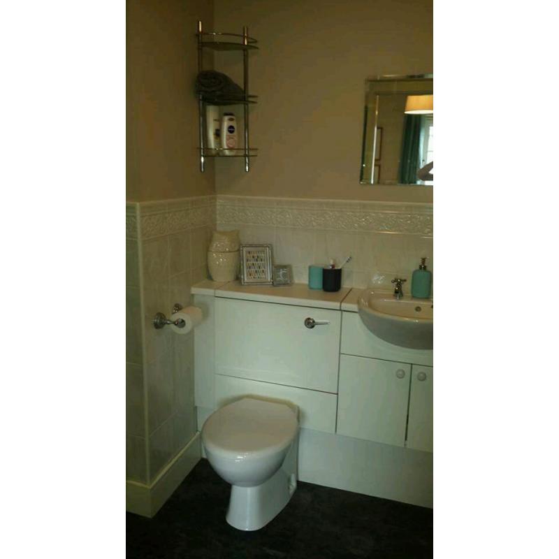 Flateshare. En-Suite Double Room, convenient and quiet area in Slateford.