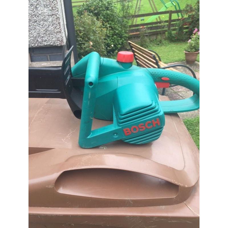 Bosch electric chainsaw