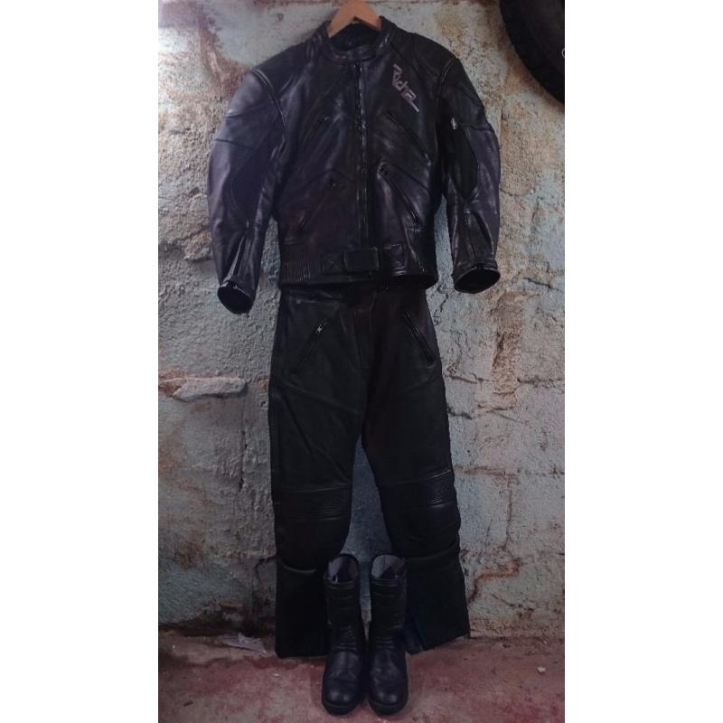 Richa Leathers Ladies 32