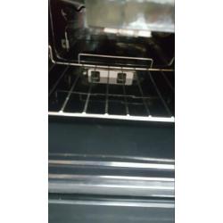 Hotpoint ultima HUG52 double oven gas cooker