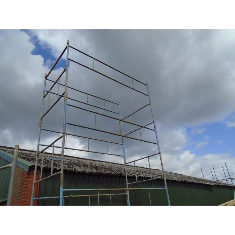 scaffold tower