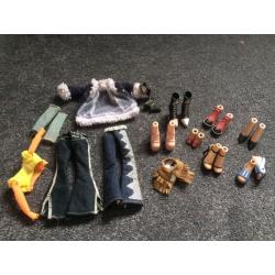 16 dolls plus house accessories/furniture- monster high and bratz toys