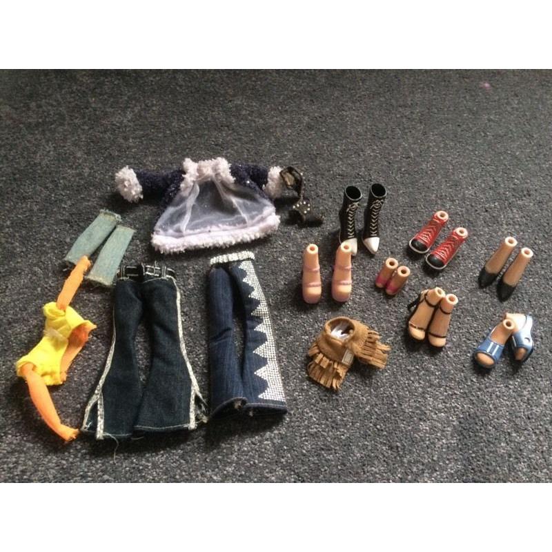 16 dolls plus house accessories/furniture- monster high and bratz toys