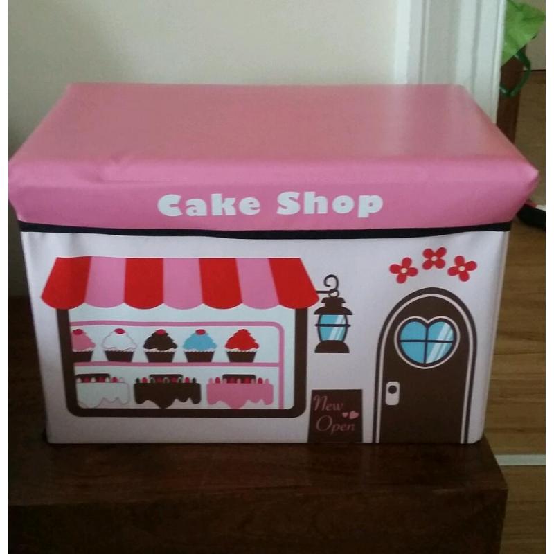 Toy box / storage