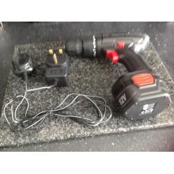 12V Cordless Drill Driver ( like new) condition
