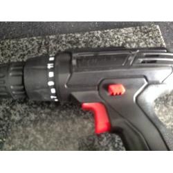 12V Cordless Drill Driver ( like new) condition