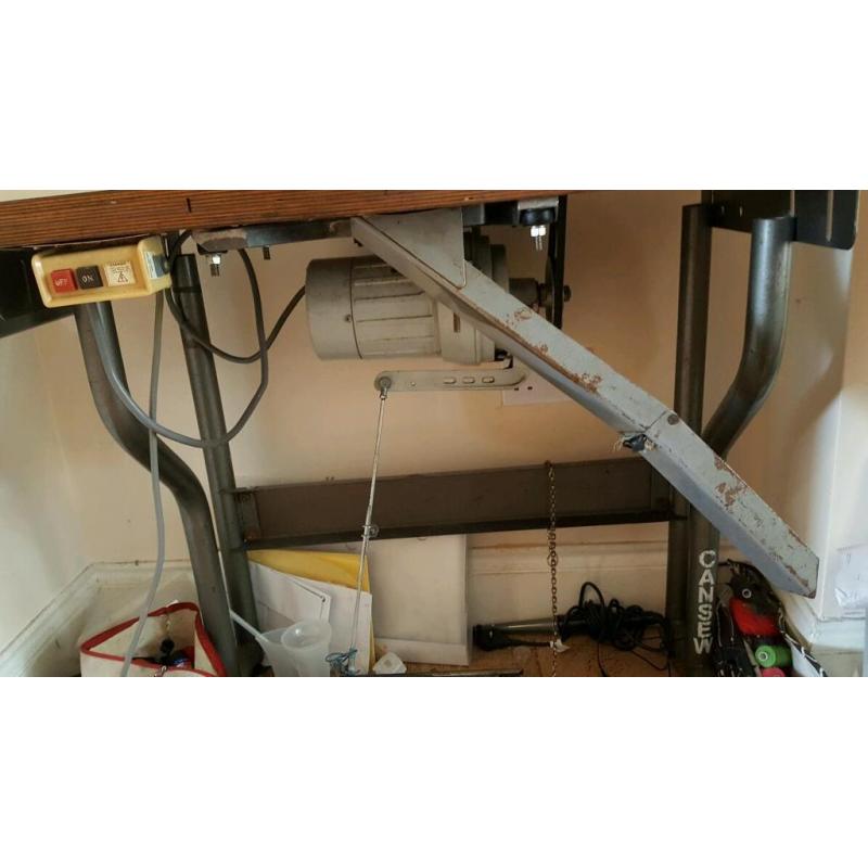 Industrial overlocker collect only