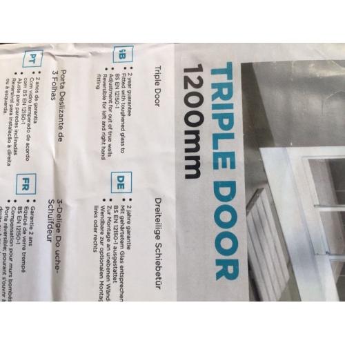 1200mm Aqua shower screen and tray