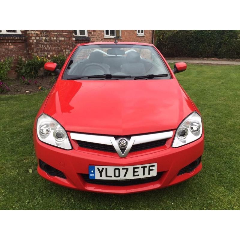 Superb Value 2007 Tigra 1.4 Hardtop Convertible Finished In Stunning Flame Red August 2017 MOT!!