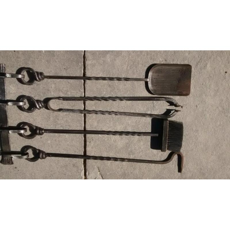 Companion set wall hanging with wall bracket and screws