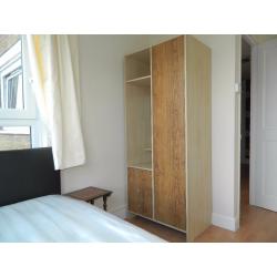 Single Room with Panoramic River View, Bills Inc