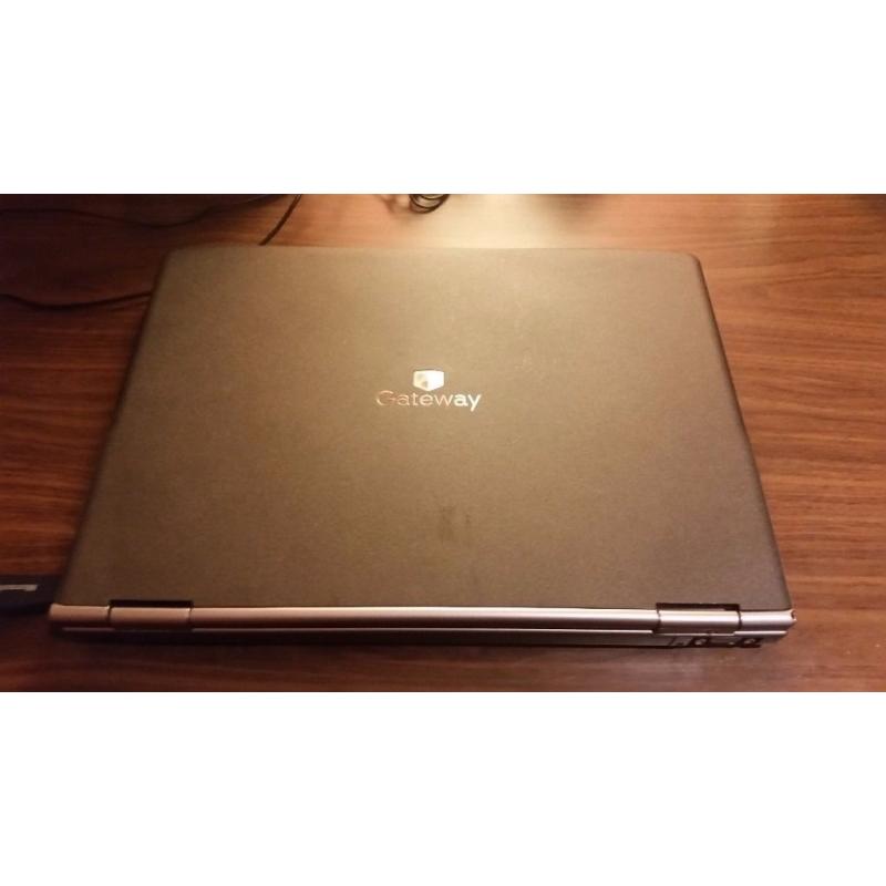 Great Gateway ML6226b Laptop, US Make, 15.5" Screen, Very Good Condition, Please See Details.