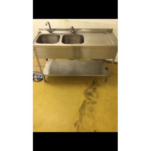 Commercial catering sink