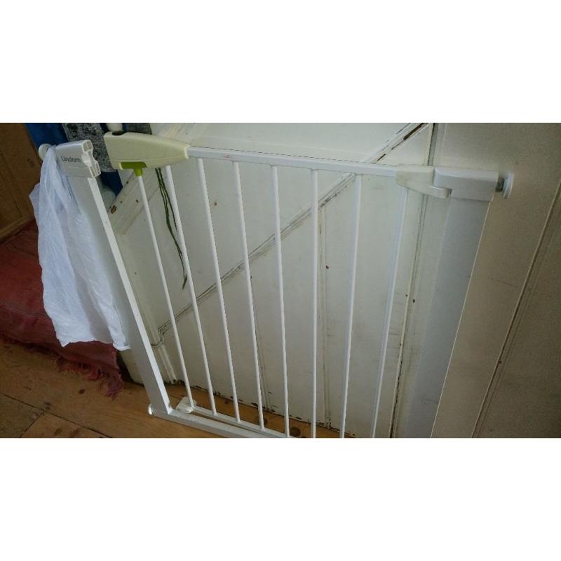 Lindam safety gate