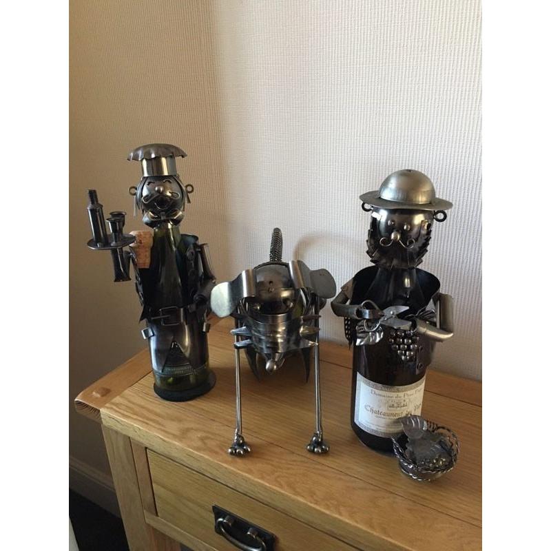Wine bottle holders