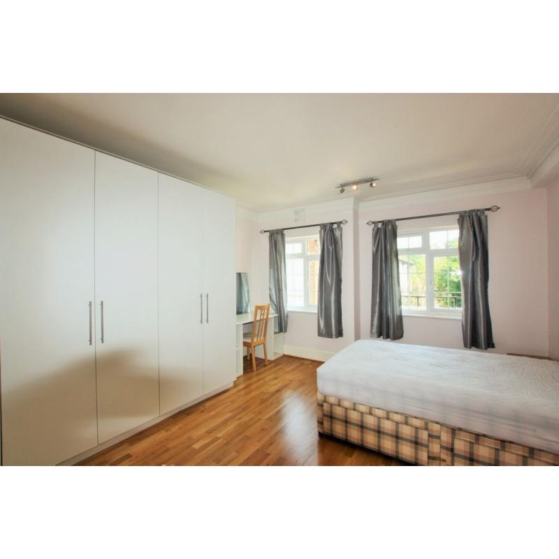 AWESOME DOUBLE for COUPLE or 2 FRIENDS //// IN CUTE COSY FLAT CLOSE TO WILLESDEN JUNCTION
