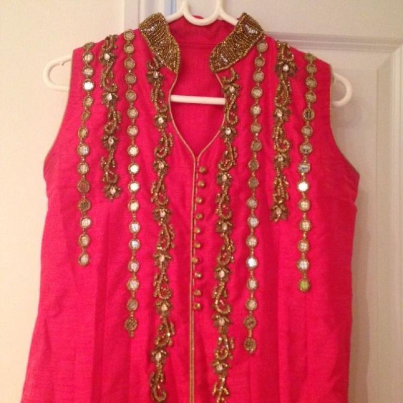 Beautiful Ethnic Wear (Never worn)