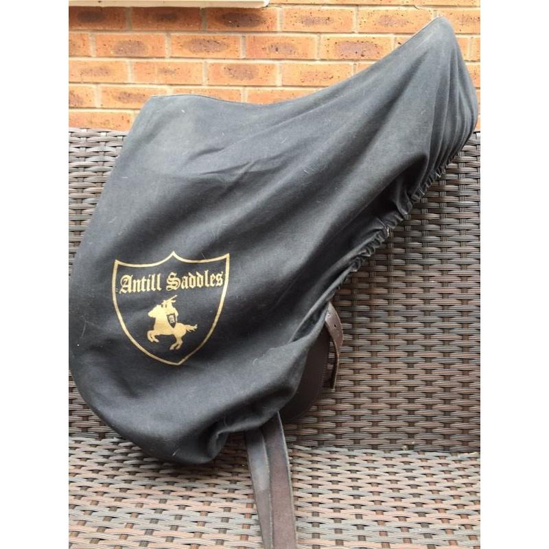 Saddle
