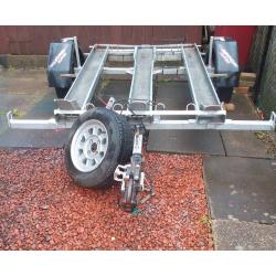 Trailer factory built takes 3 motorbikes or quad