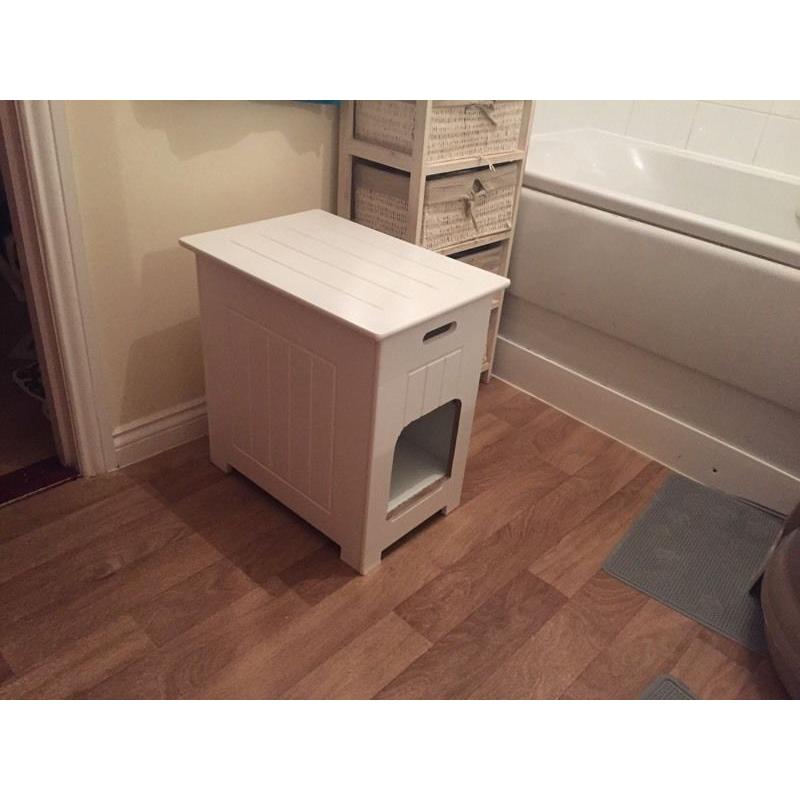 Litter tray hide