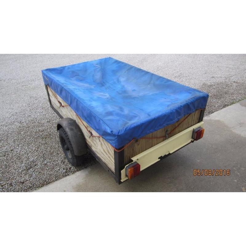Trailer for sale! 5ft x 3ft. Ladder support and cover.