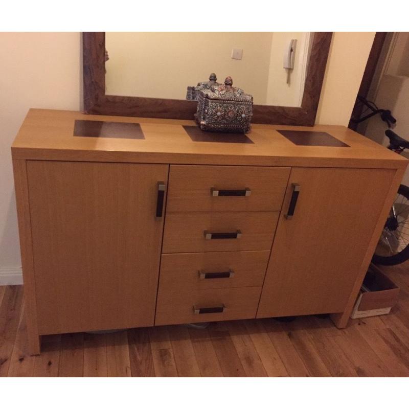 Side board solid wood as new