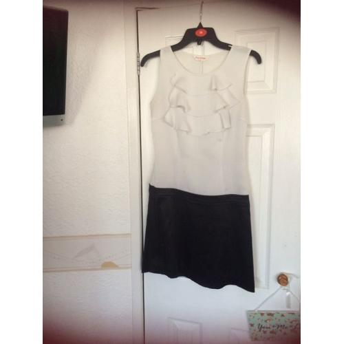 Black & white fitted dress
