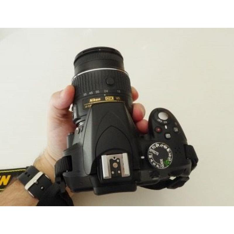 Nikon D3300 Digital SLR Camera 24.2 MP With VR II Lens BOXED DSLR GOOD AS NEW