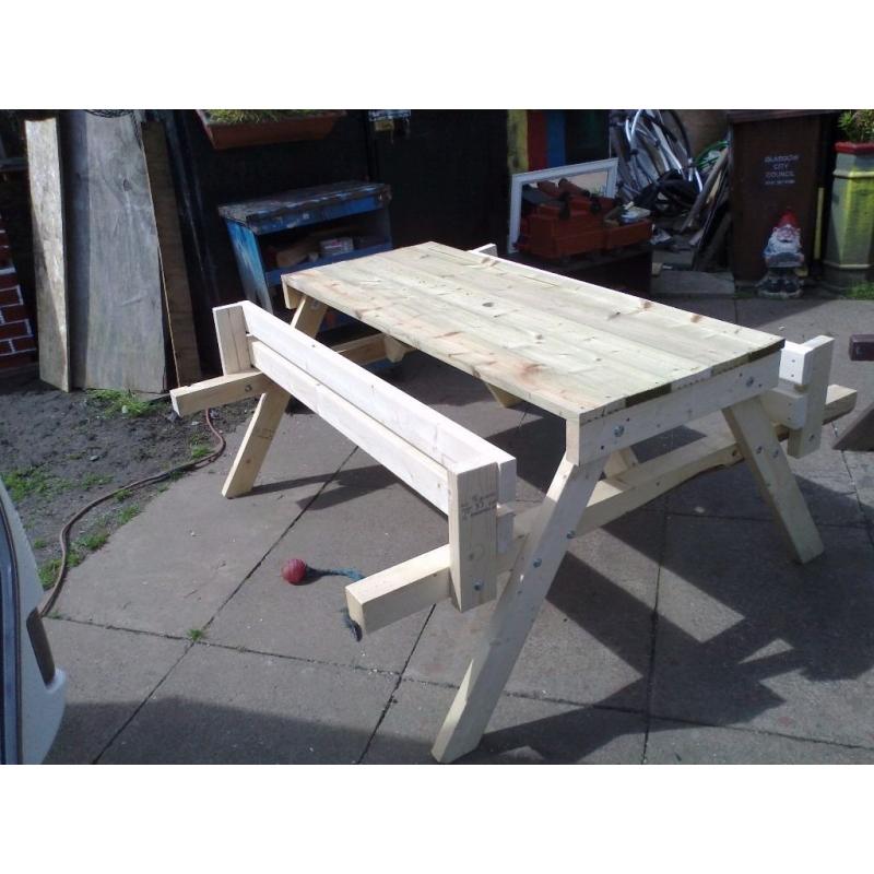 garden picnic bench