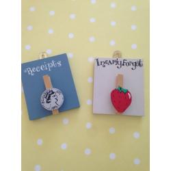 Cute kitsch kitchen signs / pegs/ reminders