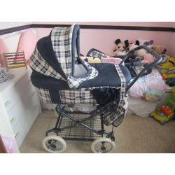 coach style pram pushchair
