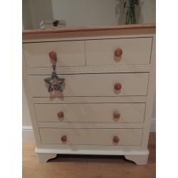 Shabby Chic Chest of Drawers