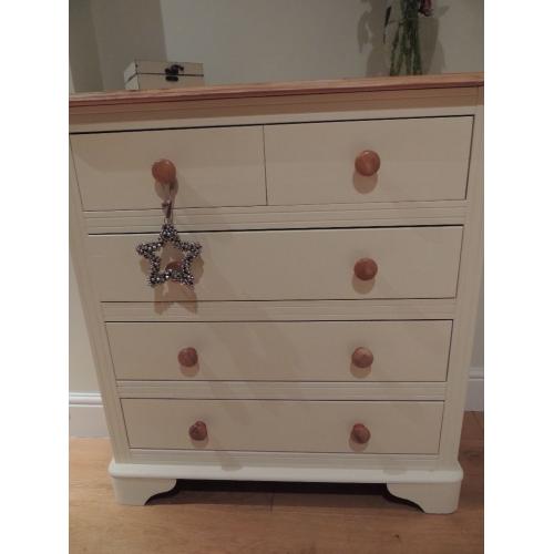 Shabby Chic Chest of Drawers