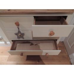 Shabby Chic Chest of Drawers