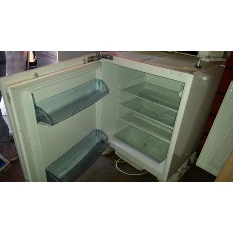 Integrated under counter fridge