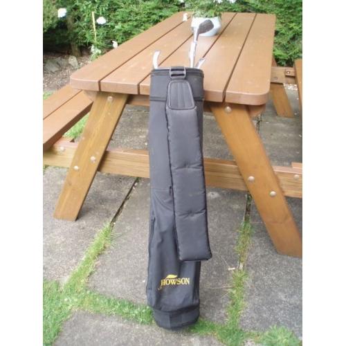 GOLF SET - HOWSON JUNIOR GOLF CLUB SET CLUBS AND BAG !!!!!