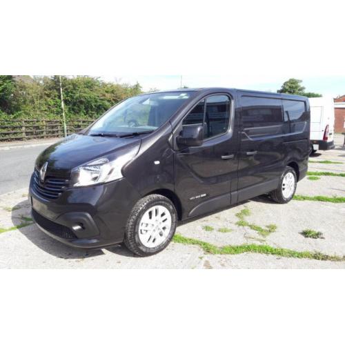 Renault Trafic 1.6dCi Crew Van 6 Seats 2015MY SL27 125 Sport