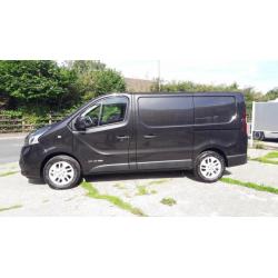 Renault Trafic 1.6dCi Crew Van 6 Seats 2015MY SL27 125 Sport
