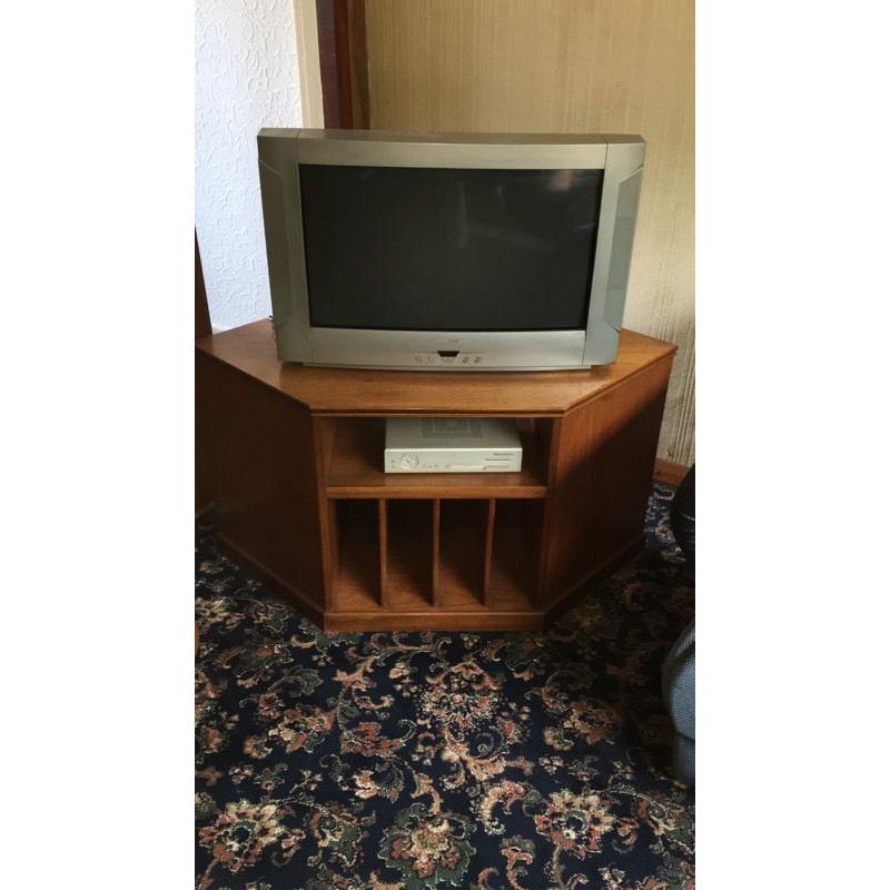 Wooden tv corner stand