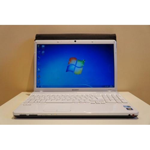 Sony Vaio PCG-61611M laptop 640gb hard drive15.6inch screen with webcam and HDMI port