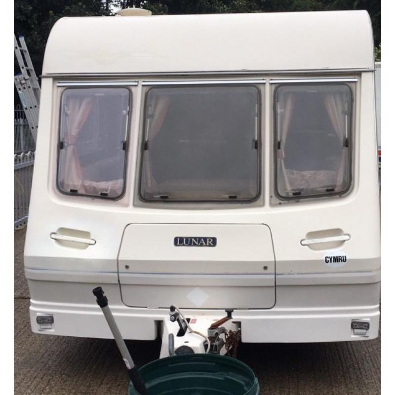 LUNA 524 SOLAR