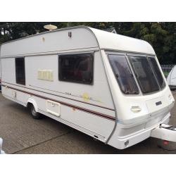 LUNA 524 SOLAR