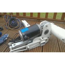 Caravan motor mover