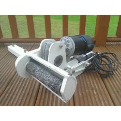 Caravan motor mover